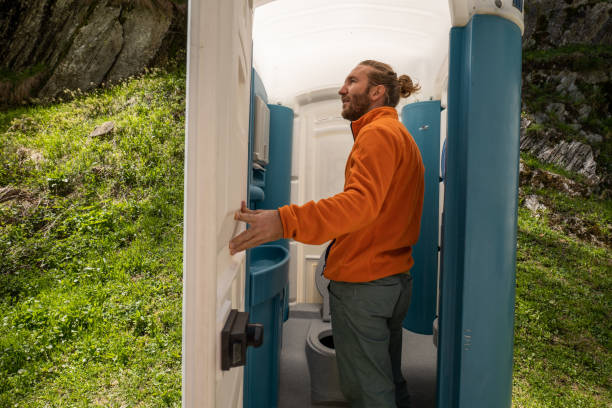 Best Portable restroom trailer rental  in Round Lake Beach, IL